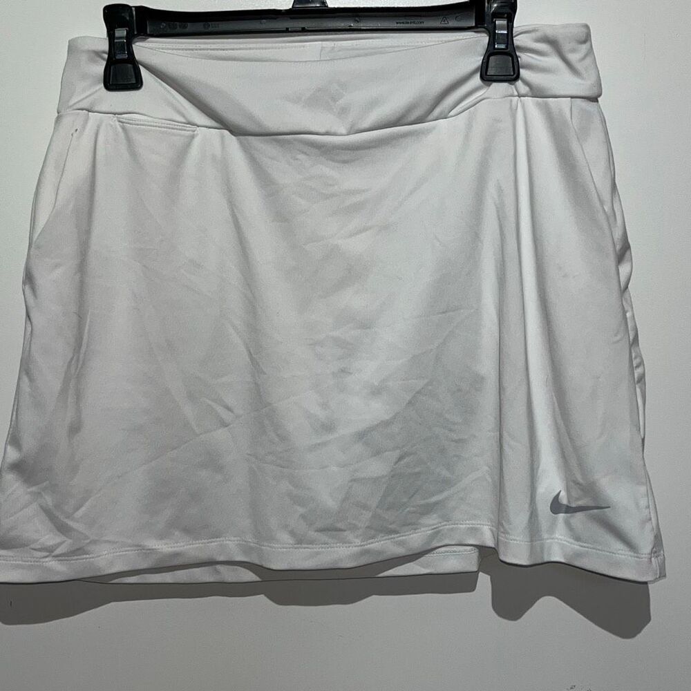 Nike Women's Light Gray Dri-Fit Built-in Short Tennis Mini Skort Skirt Medium